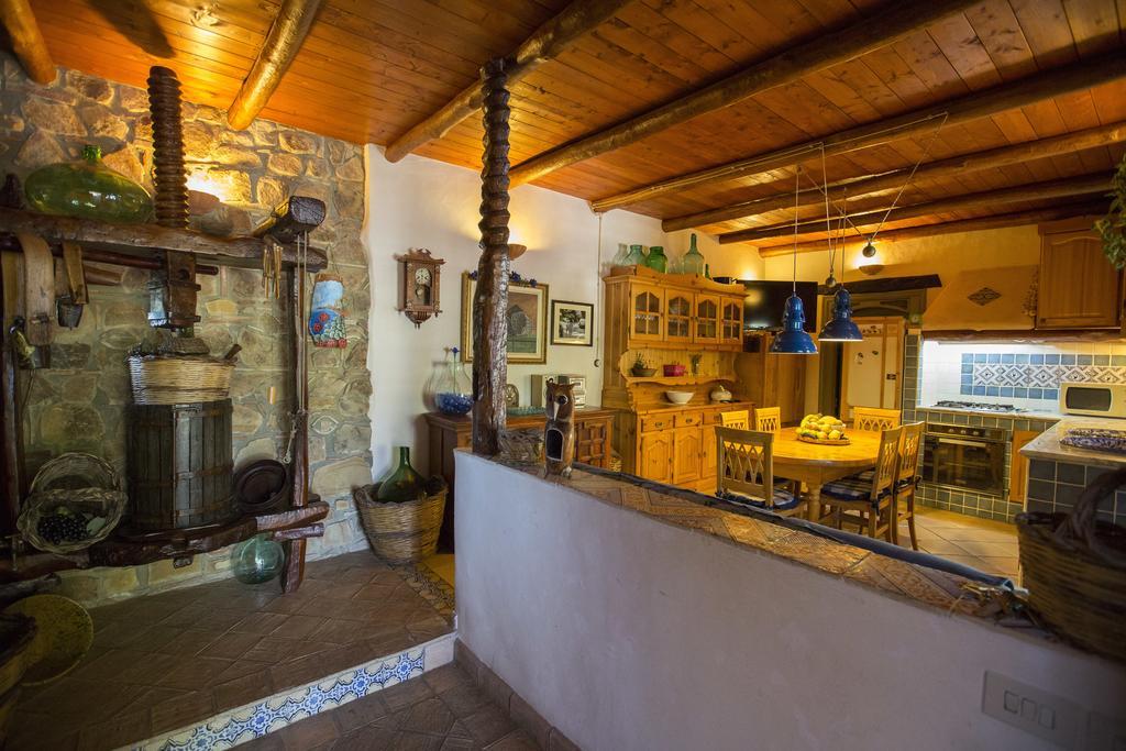 Villa Degli Artisti Cefalu Room photo